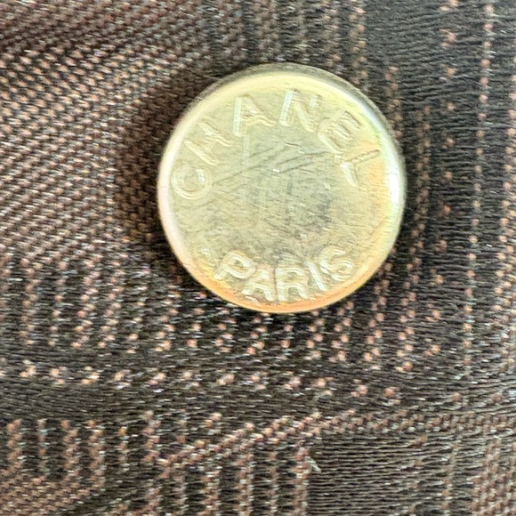 CHANEL Vintage New Travel line Tote bag in Brown - Picture 10 of 16